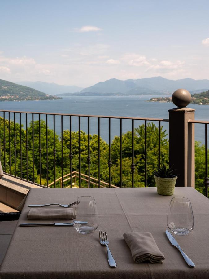 Hotel Ristorante San Carlo Арона Екстер'єр фото